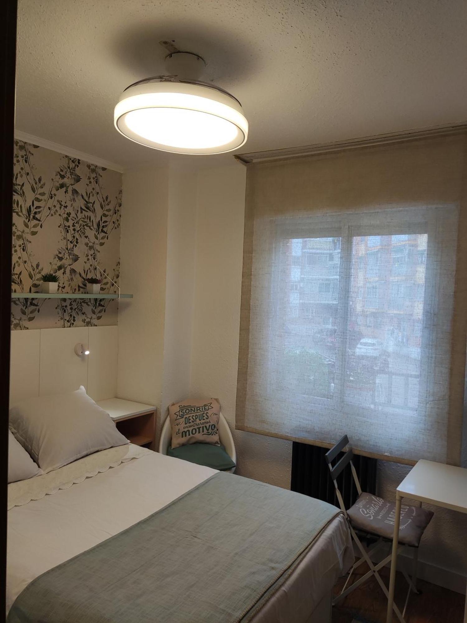Villaverde Rooms, Privada Bano Compartido Madrid Exterior photo